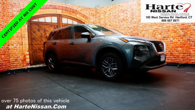 2023 Nissan Rogue S's photo