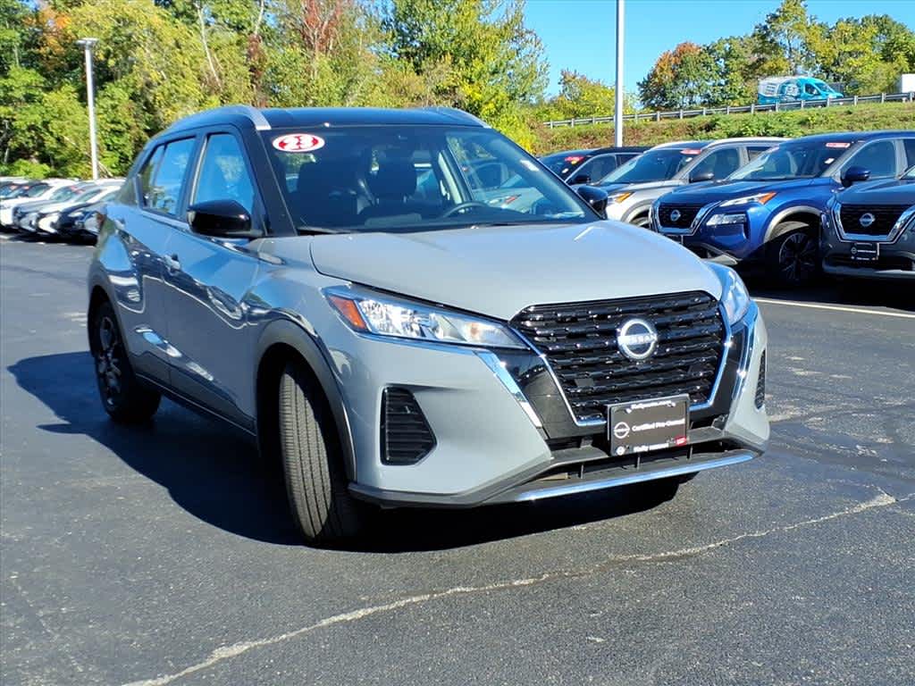 2023 Nissan Kicks SV photo 3