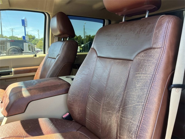 2011 Ford F-250 photo 24