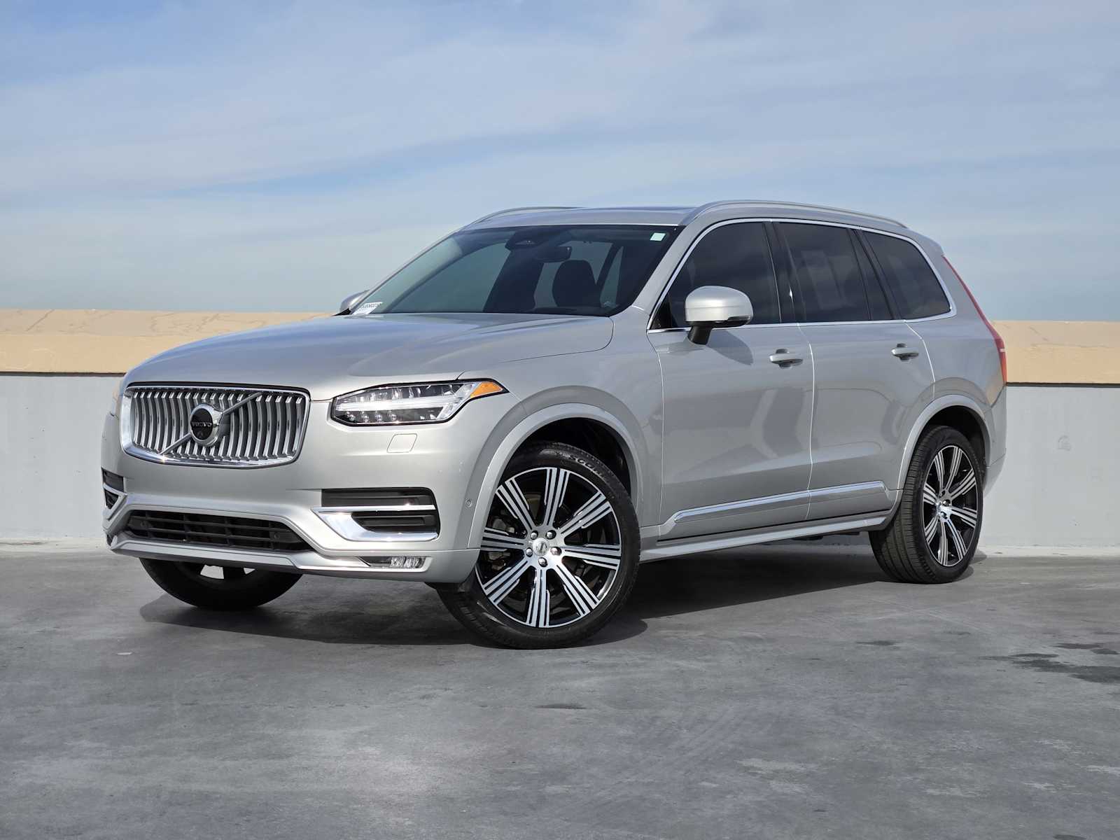 2023 Volvo XC90 Ultimate's photo