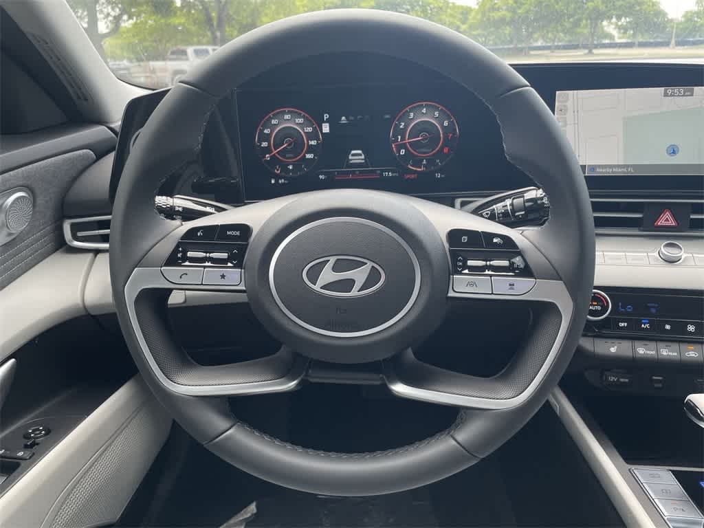 2024 Hyundai Elantra Limited photo 16