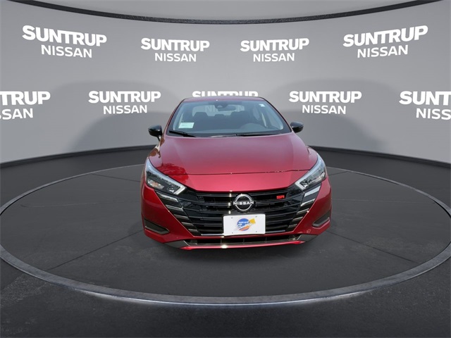 2025 Nissan Versa 1.6 SR photo 3