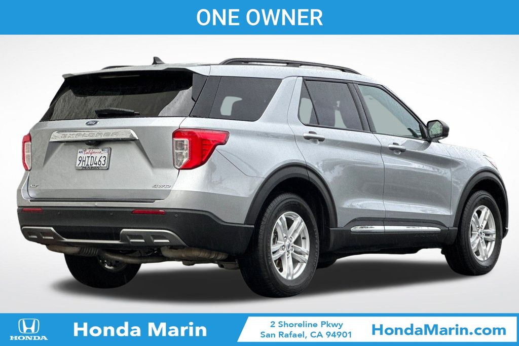 2023 Ford Explorer XLT photo 4