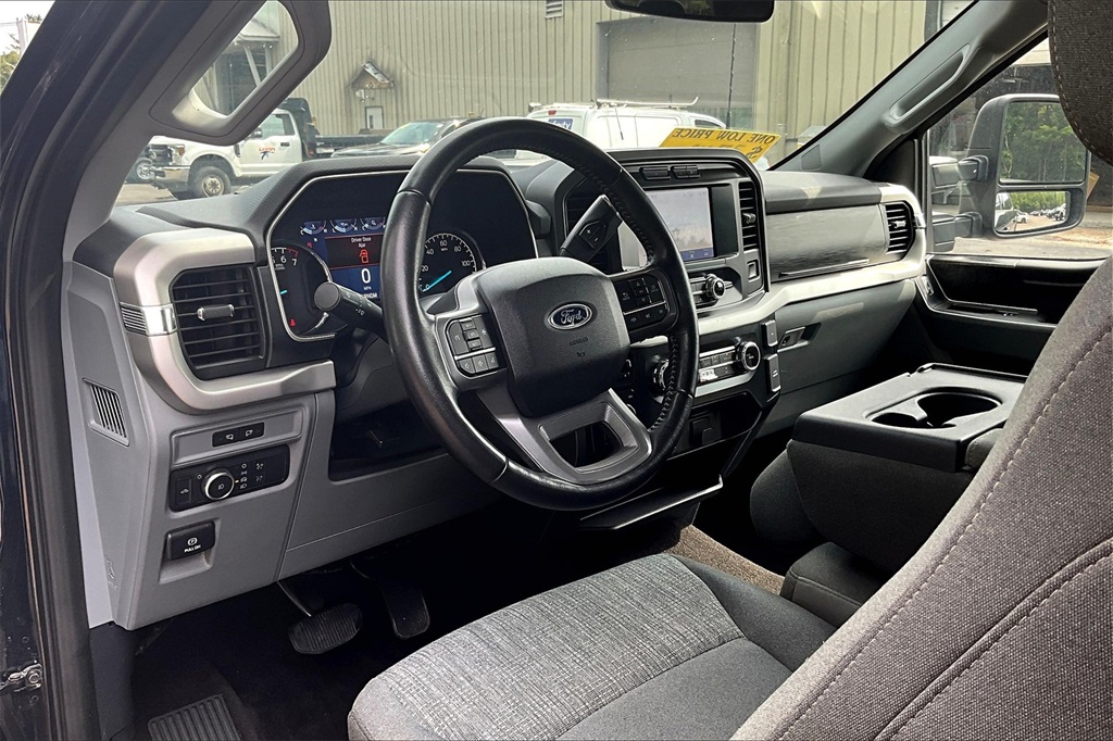2022 Ford F-150 XLT photo 8