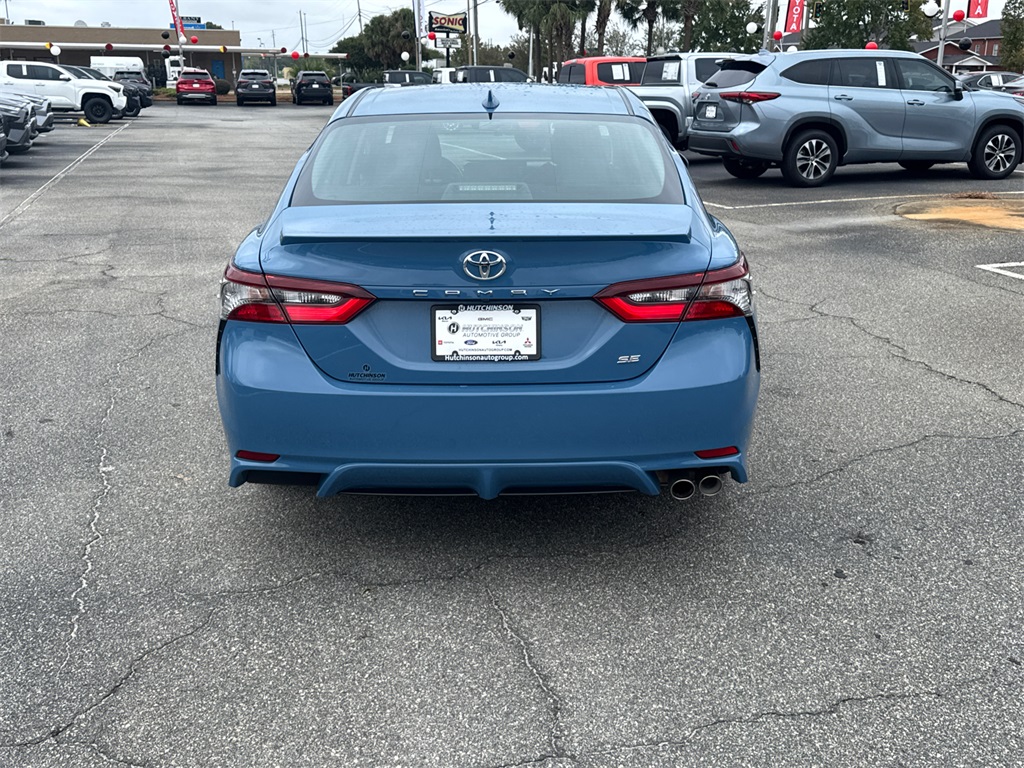 2023 Toyota Camry SE photo 4