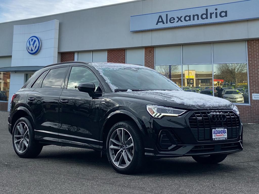 2023 Audi Q3 S Line Premium's photo