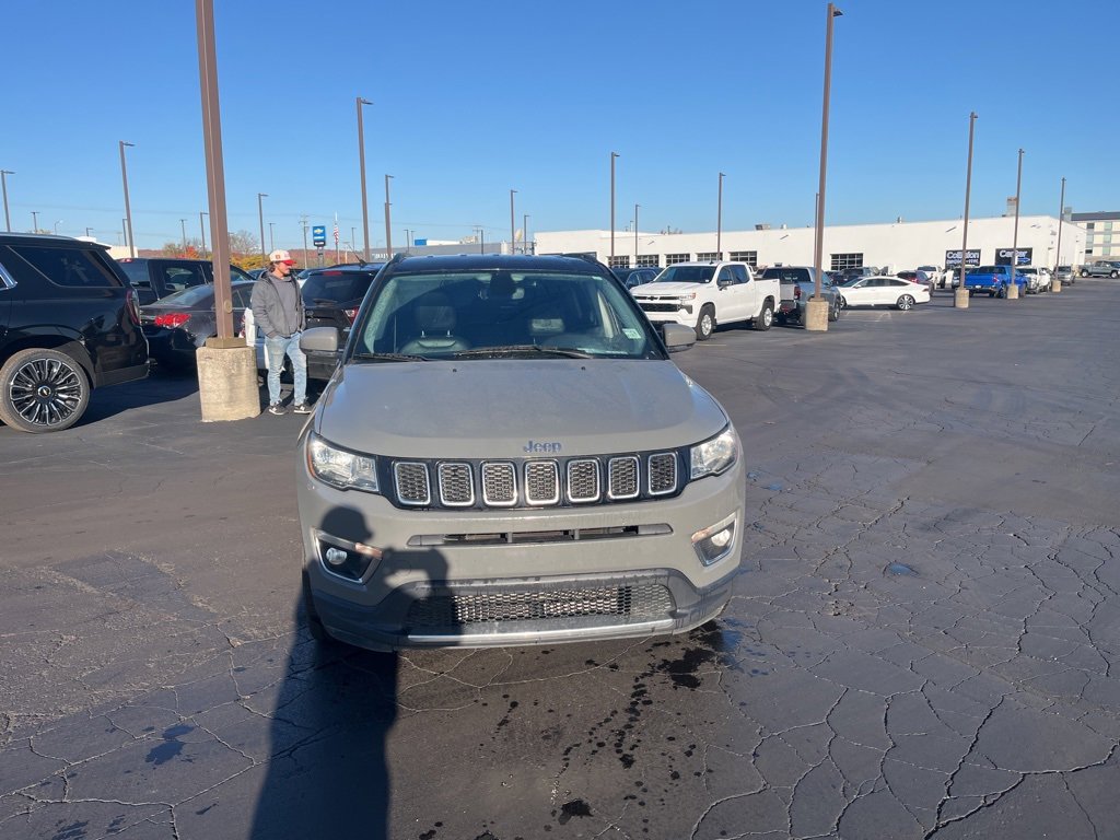 2020 Jeep Compass Limited photo 2