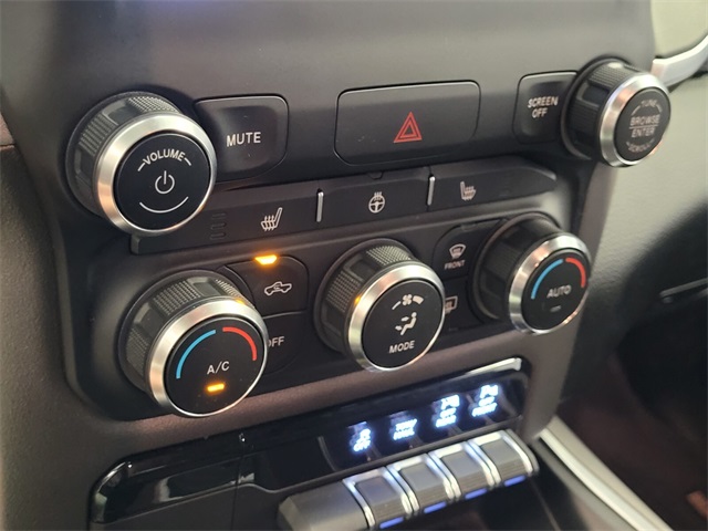 2022 Ram 1500 Big Horn Night Edition photo 16
