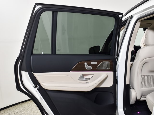 2026 Mercedes Benz GLS 450 4MATIC photo 27