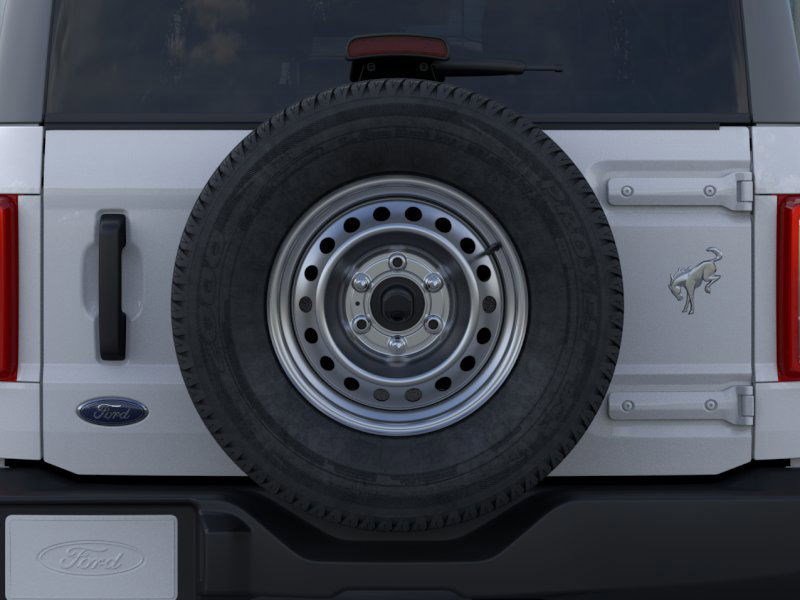2025 Ford Bronco Base photo 20