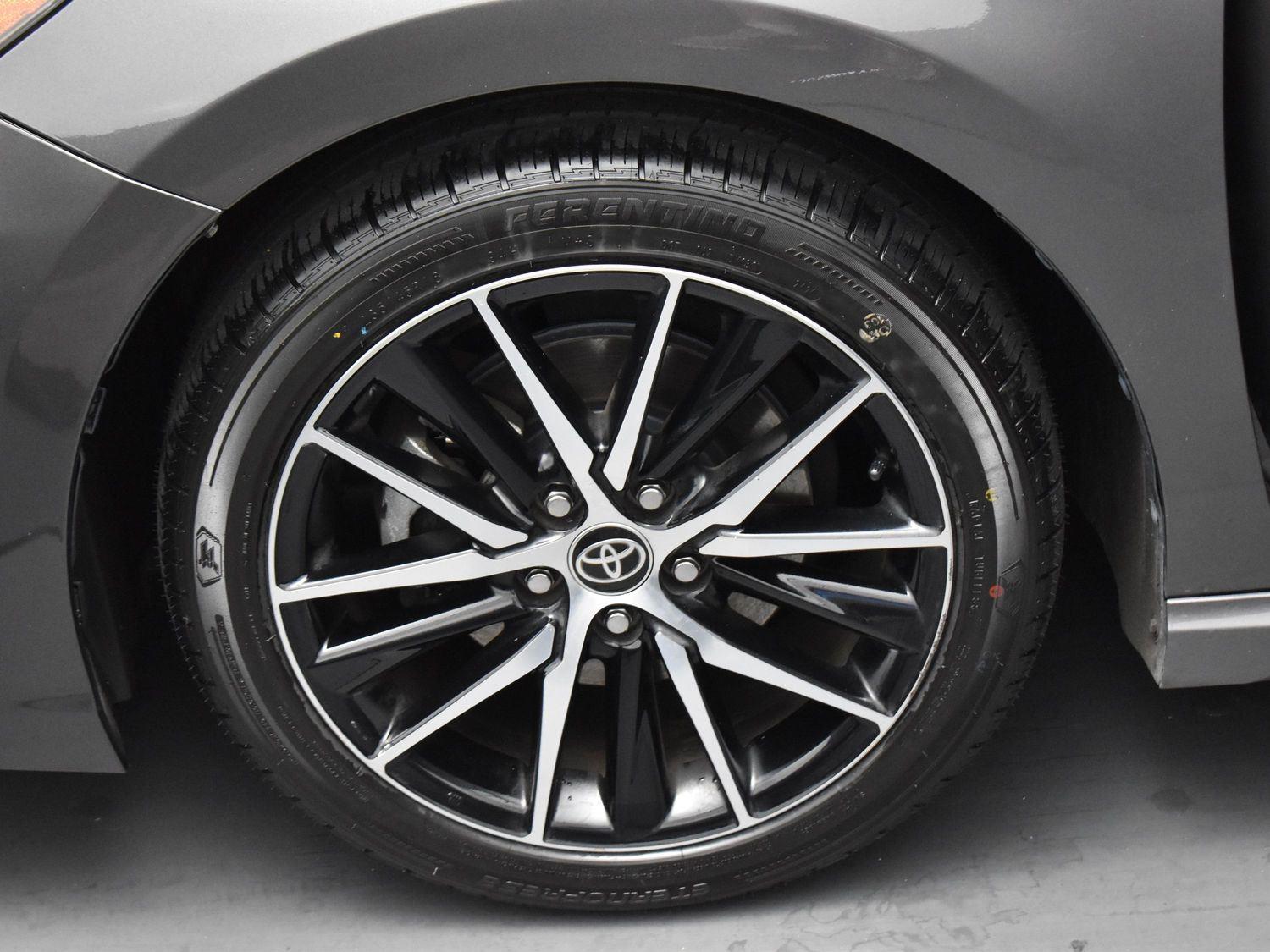 2022 Toyota Camry SE photo 31