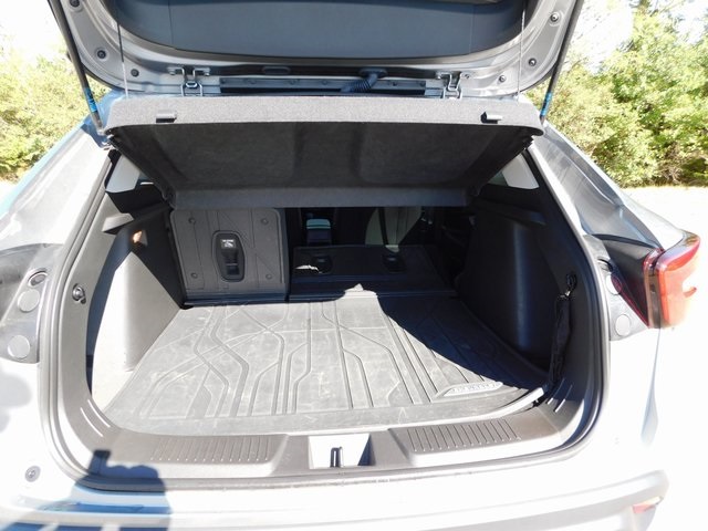 2024 Chevrolet Trax LT photo 18