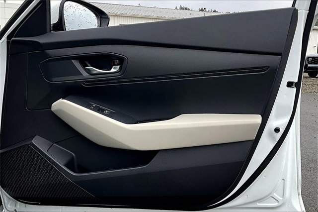 2025 Honda Accord LX photo 23