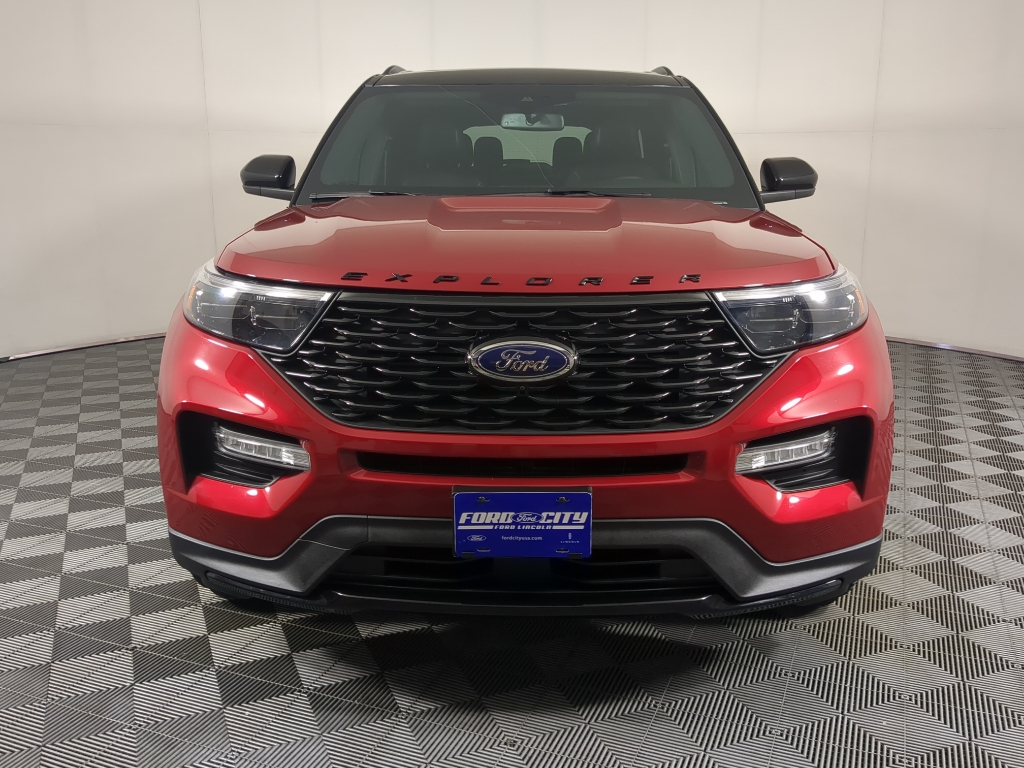 2023 Ford Explorer ST-Line photo 3
