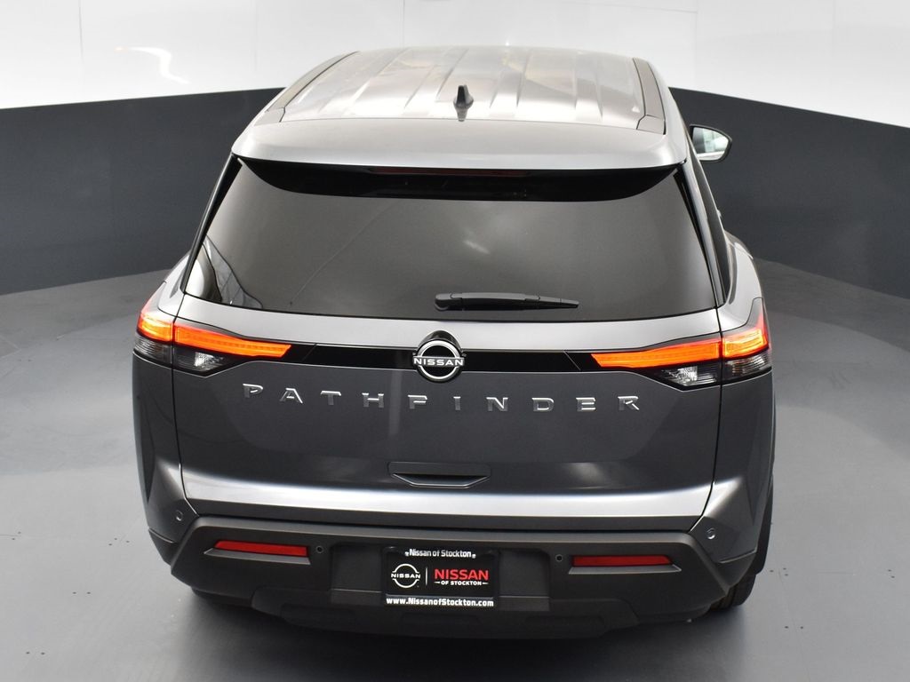 2025 Nissan Pathfinder S photo 50