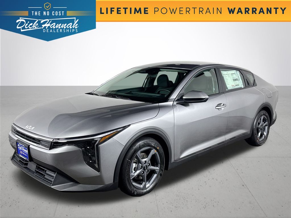 2025 Kia K4 LXS's photo