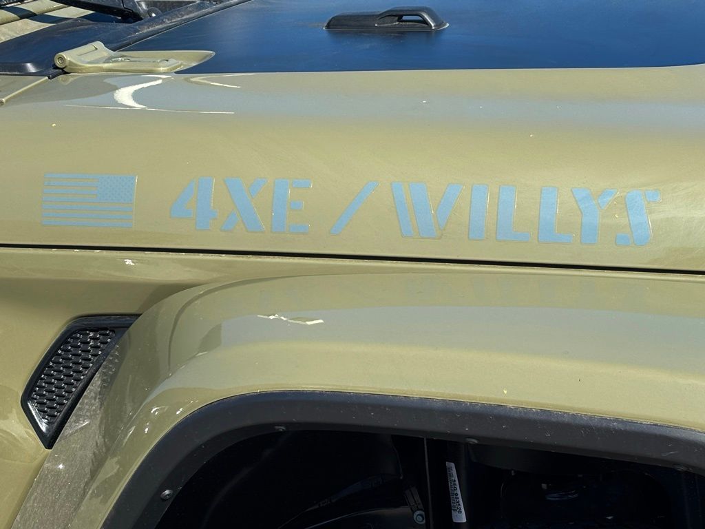 2025 Jeep Wrangler Willys 4xe photo 5