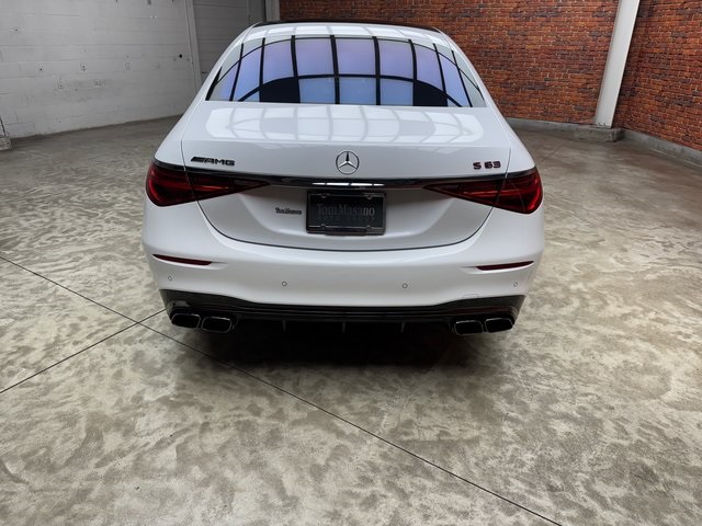 2024 Mercedes Benz S 63 e AMG photo 3