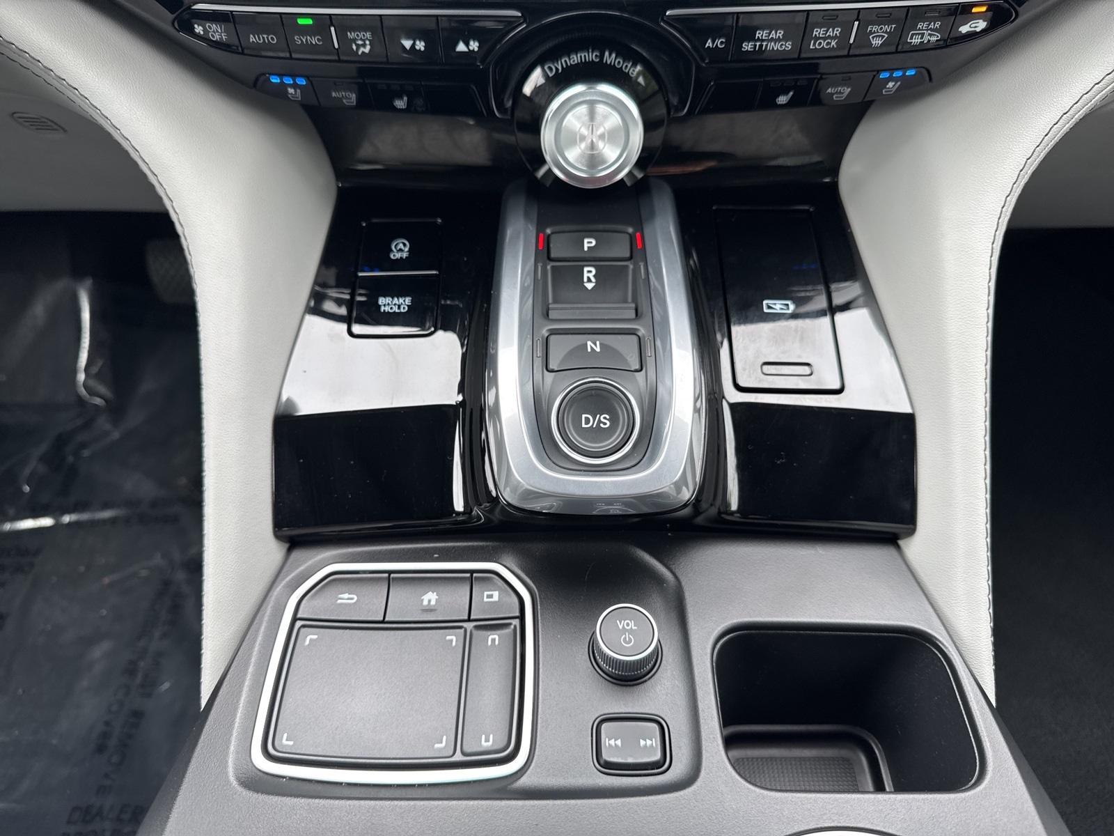 2023 Acura MDX Advance SH-AWD photo 25