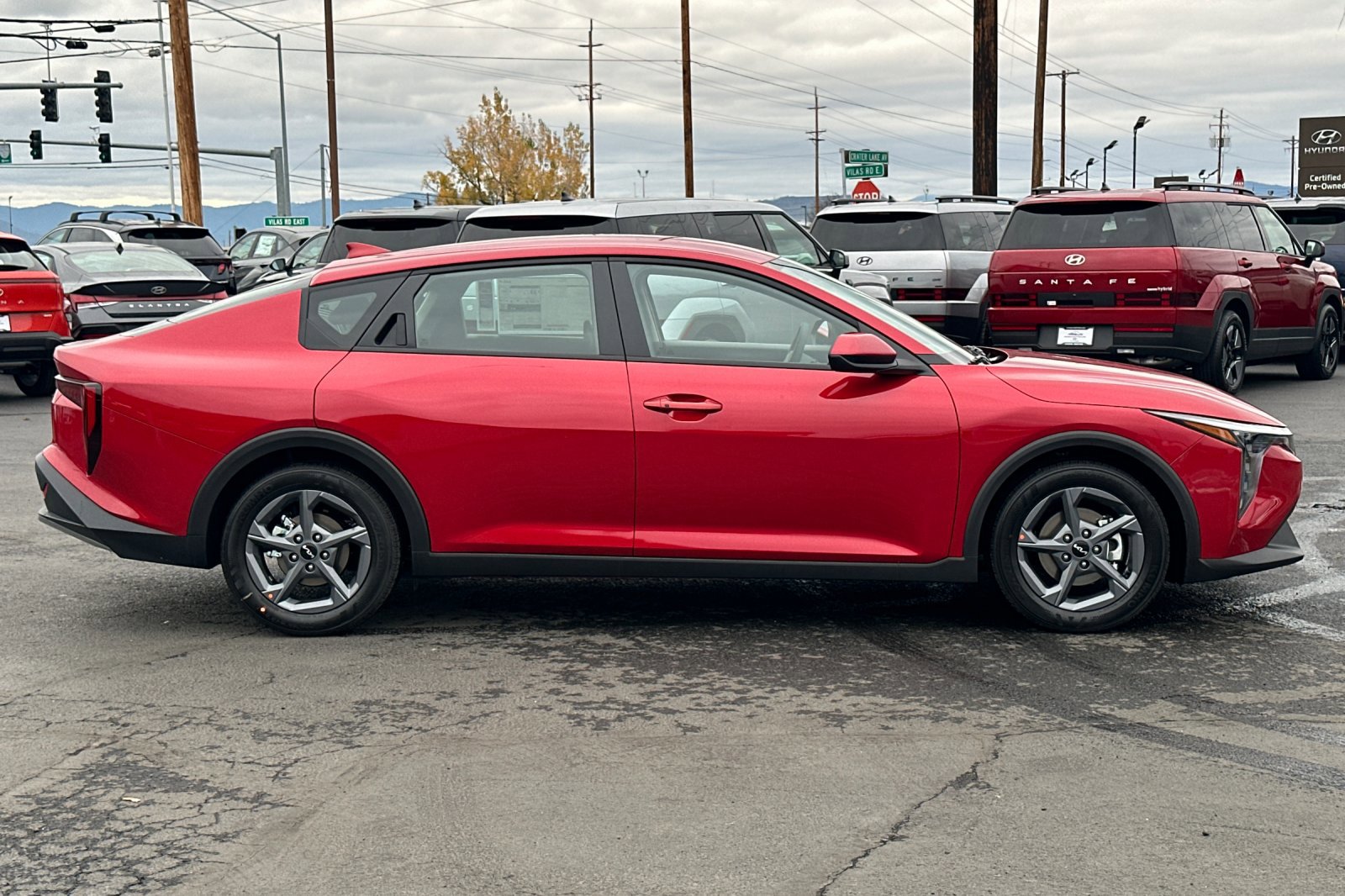 2025 Kia K4 LXS photo 3