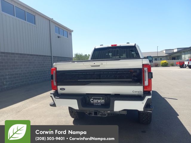 2025 Ford F-350 Platinum photo 4