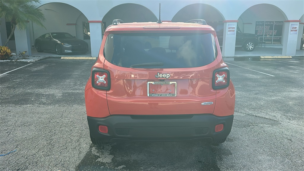 2017 Jeep Renegade Latitude North Edition photo 6