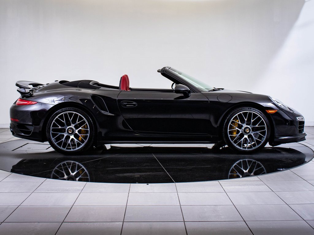 2015 Porsche 911 Turbo S photo 8