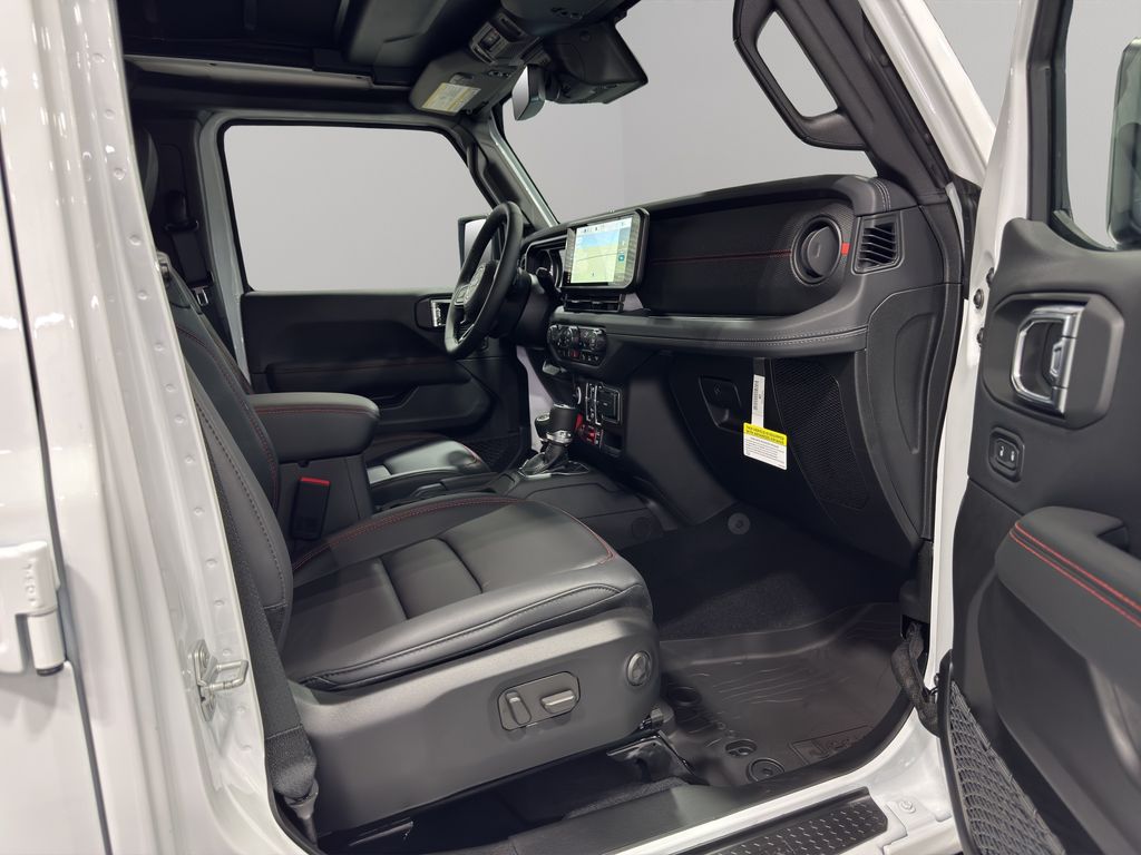 2025 Jeep Wrangler Rubicon X photo 5