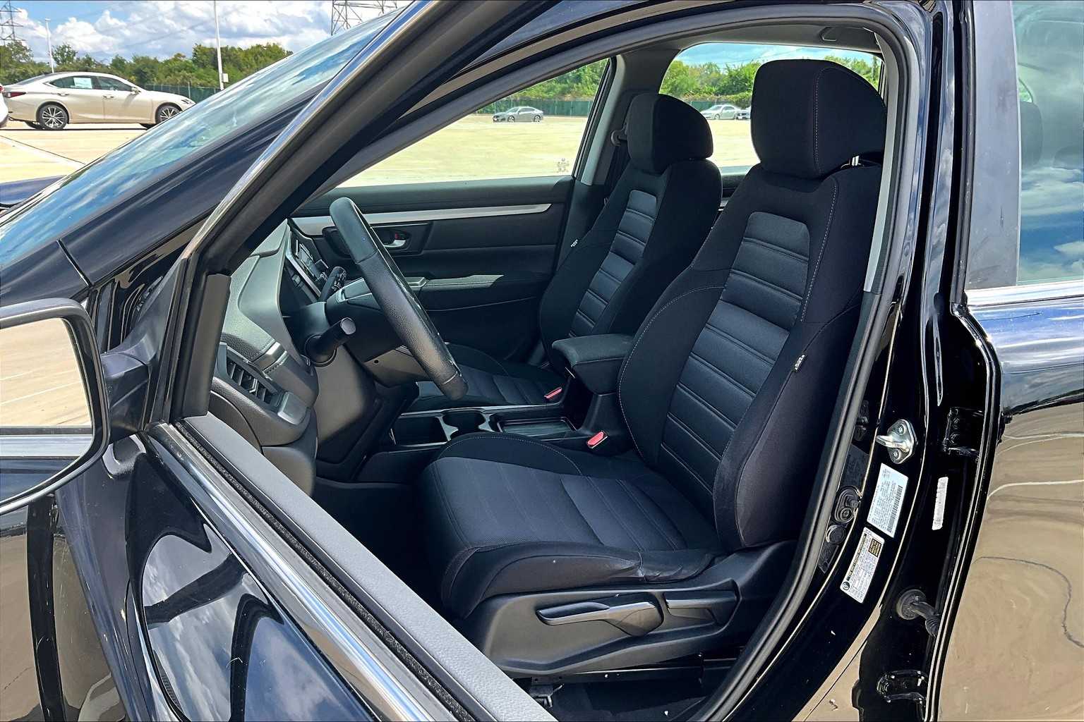 2020 Honda CR-V LX photo 7