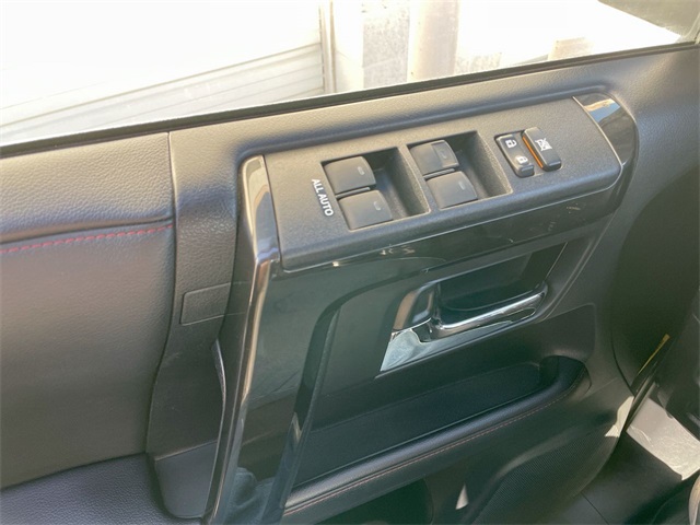 2024 Toyota 4Runner TRD Off-Road photo 5