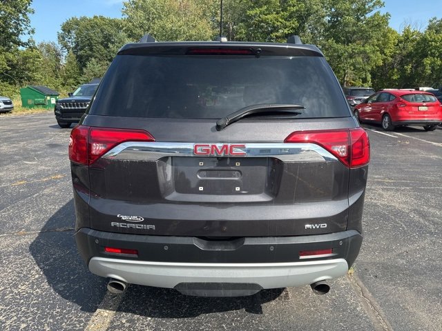 2017 Gmc Acadia SLT photo 4