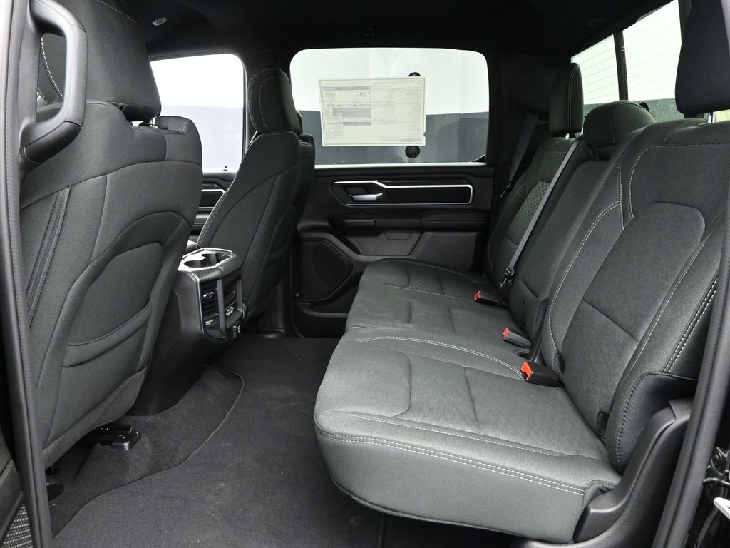2026 Ram 1500 Big Horn photo 8