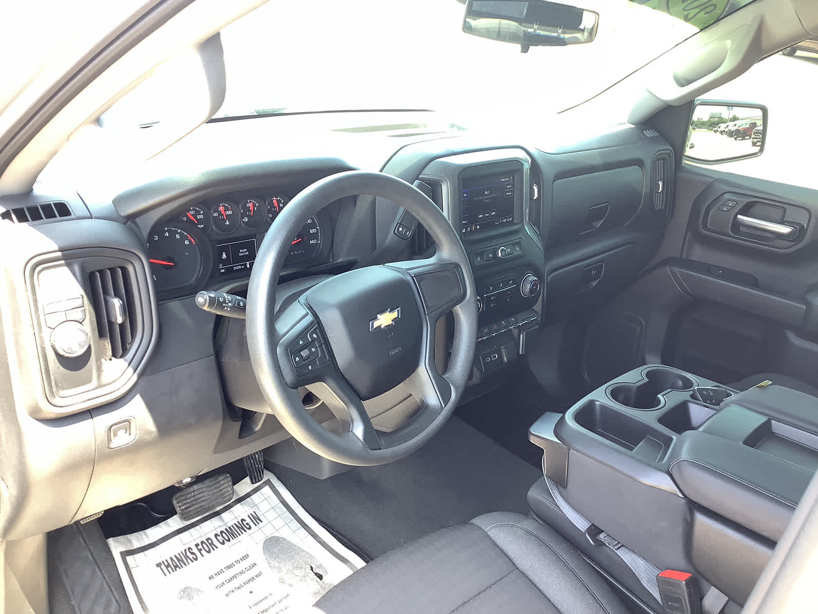 2024 Chevrolet Silverado 1500 Custom photo 10