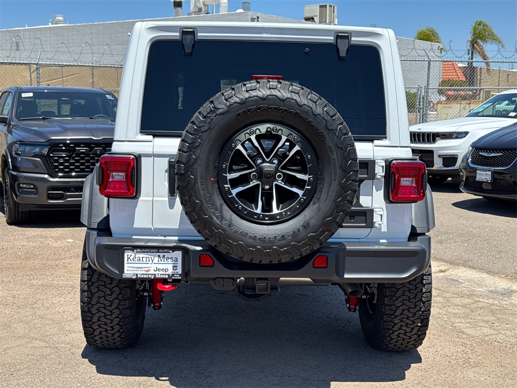 2025 Jeep Wrangler Rubicon photo 12