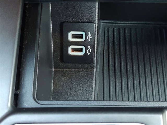 2018 Ford F-150 XLT photo 17