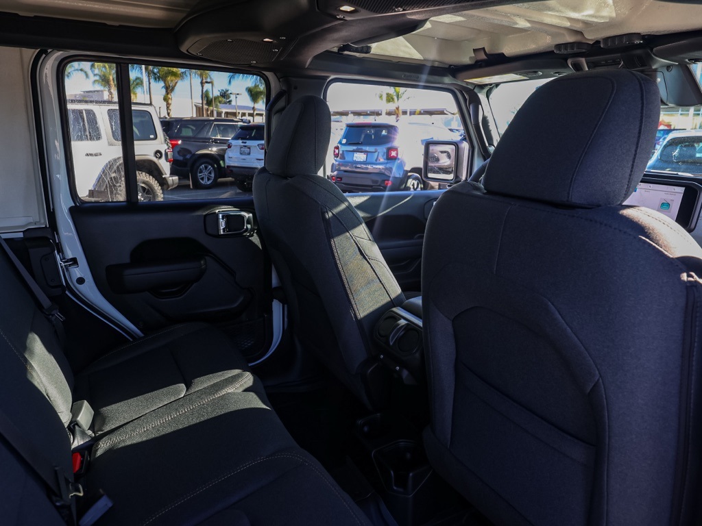 New 2026 Bright White Clear-Coat Exterior Paint Jeep Willys image 15