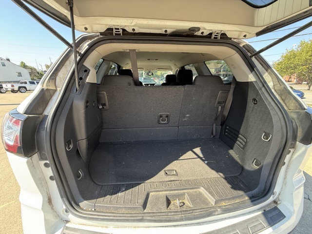 2016 Chevrolet Traverse 2LT photo 27