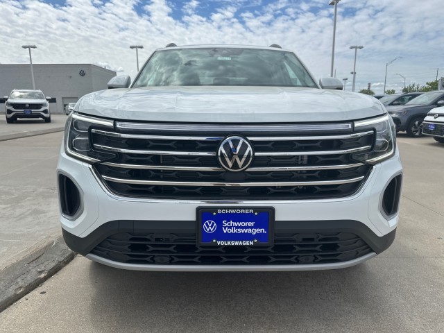 2025 Volkswagen Atlas SE Technology photo 4