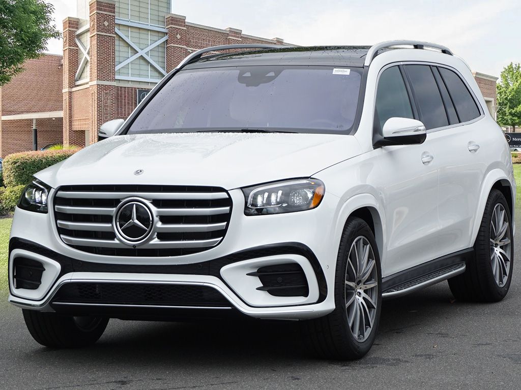 2026 Mercedes Benz GLS 580 4MATIC photo 4