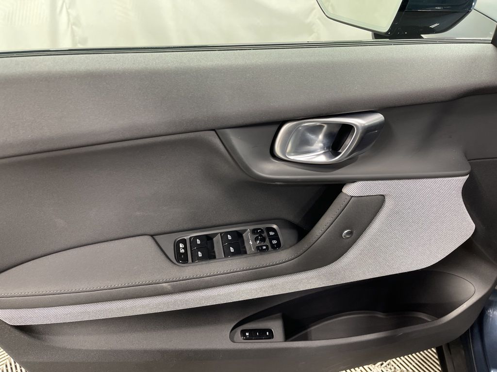 2022 Polestar PS2 e-AWD photo 16