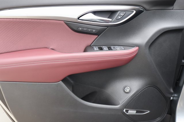 2025 Buick Envision Sport Touring photo 9