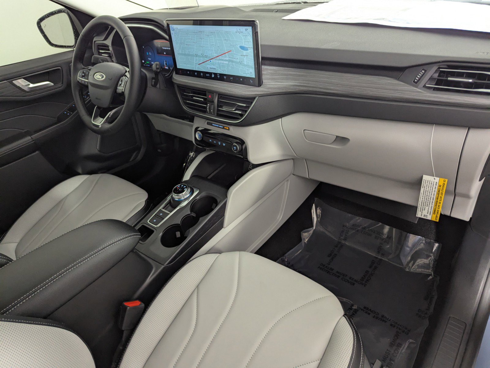 2025 Ford Escape photo 12