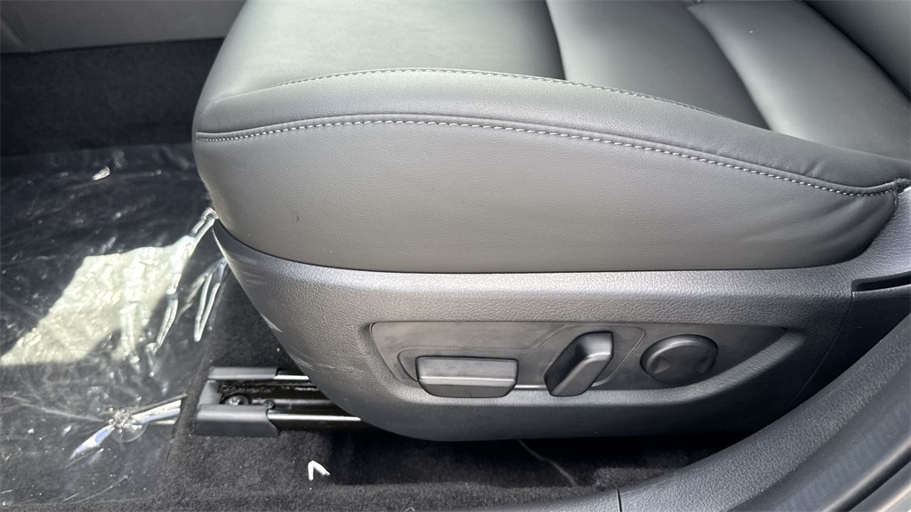 2025 Mazda CX-30 2.5 S Preferred photo 37
