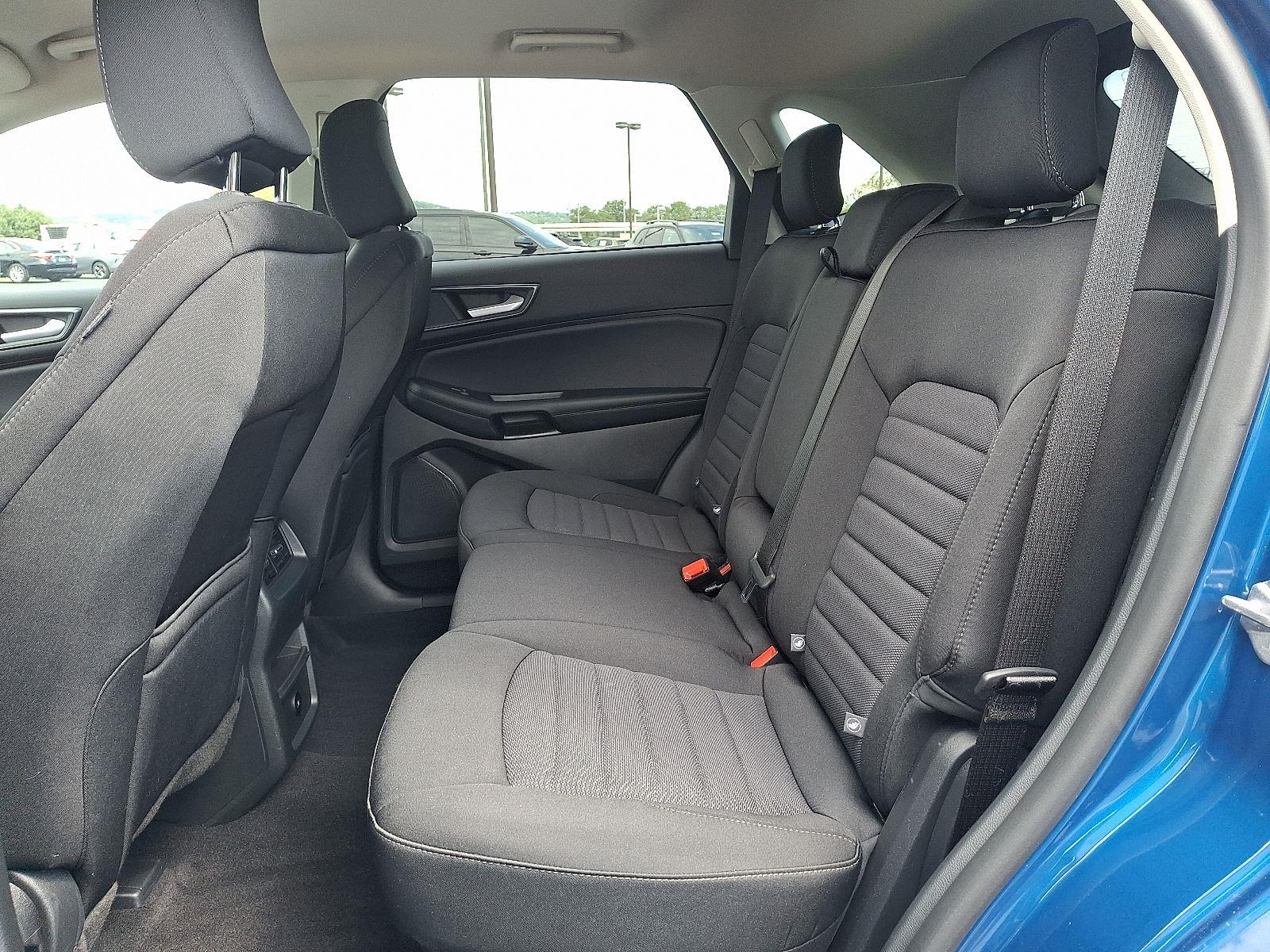 2024 Ford Edge SE photo 8