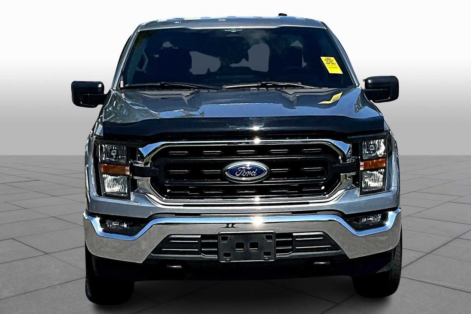 2023 Ford F-150 XLT photo 3