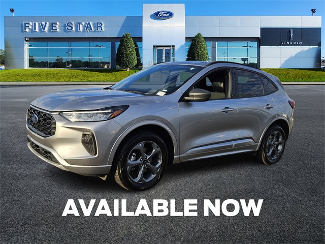 2023 Ford Escape ST-Line photo 3