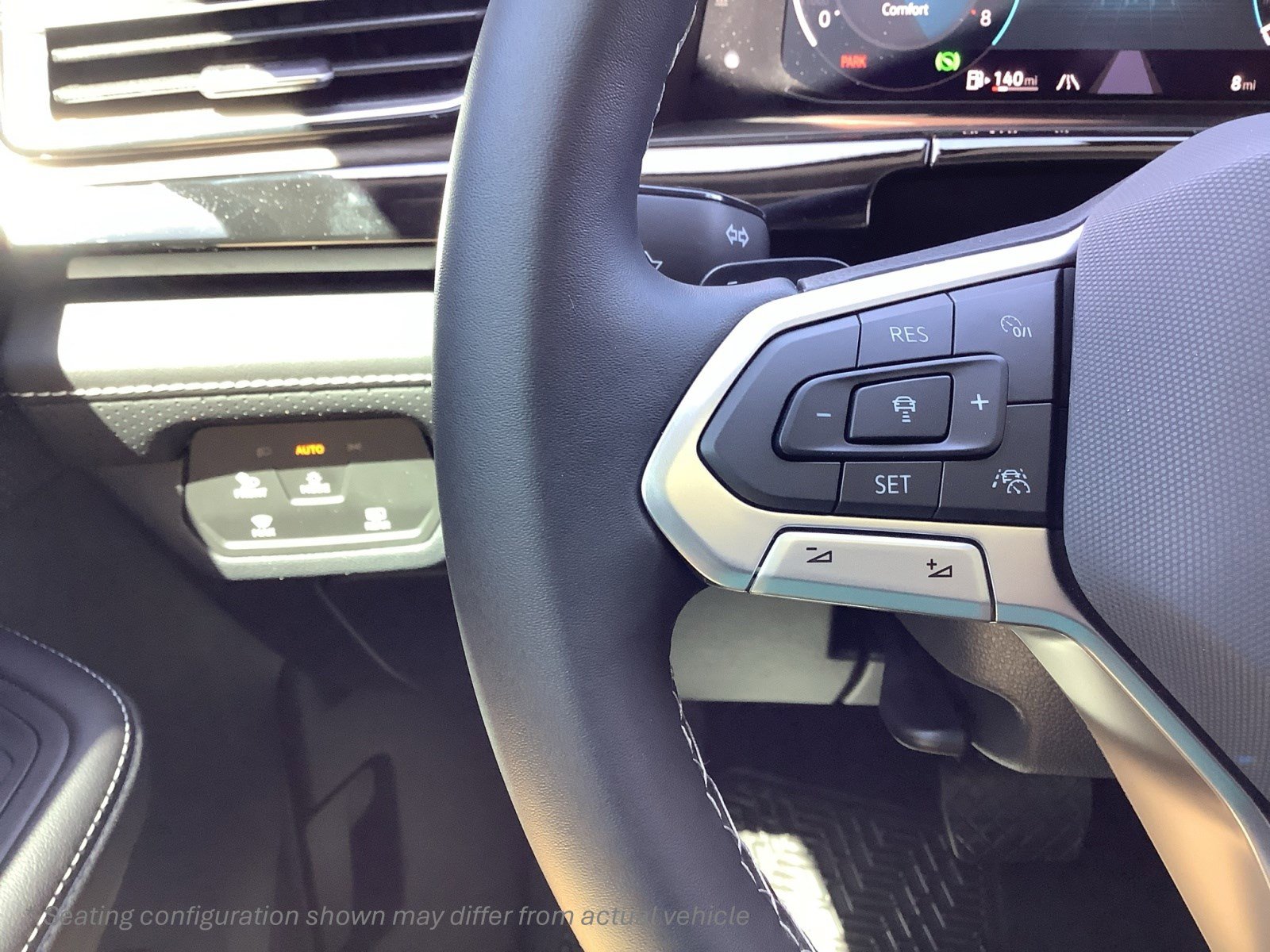 2025 Volkswagen Atlas SEL photo 26