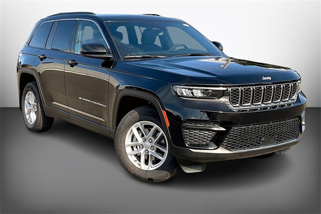 2025 Jeep Grand Cherokee Laredo's photo