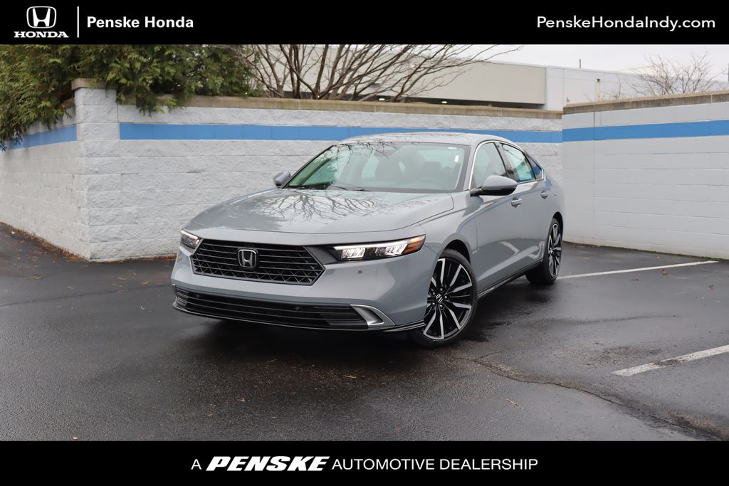 2025 Honda Accord Hybrid Touring's photo