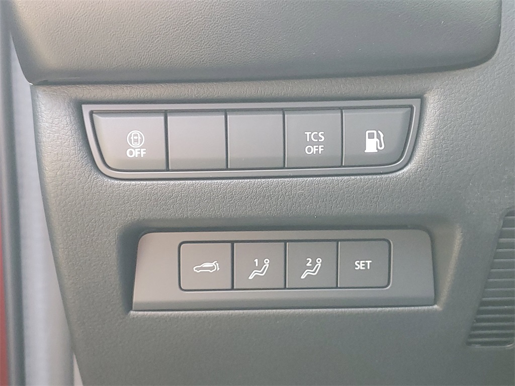 2025 Mazda CX-50 Premium photo 16